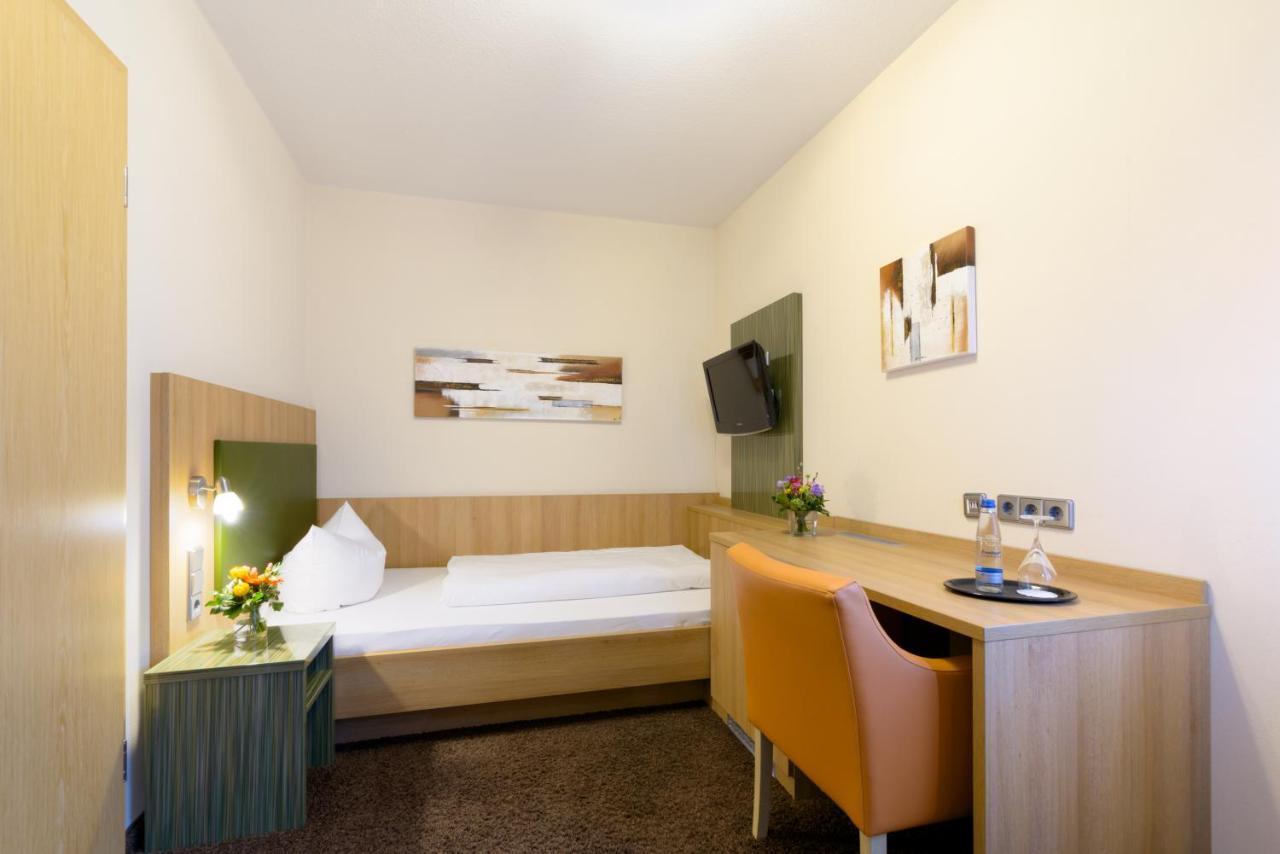 Danner'S Hotel Loewen Marschalkenzimmern Luaran gambar